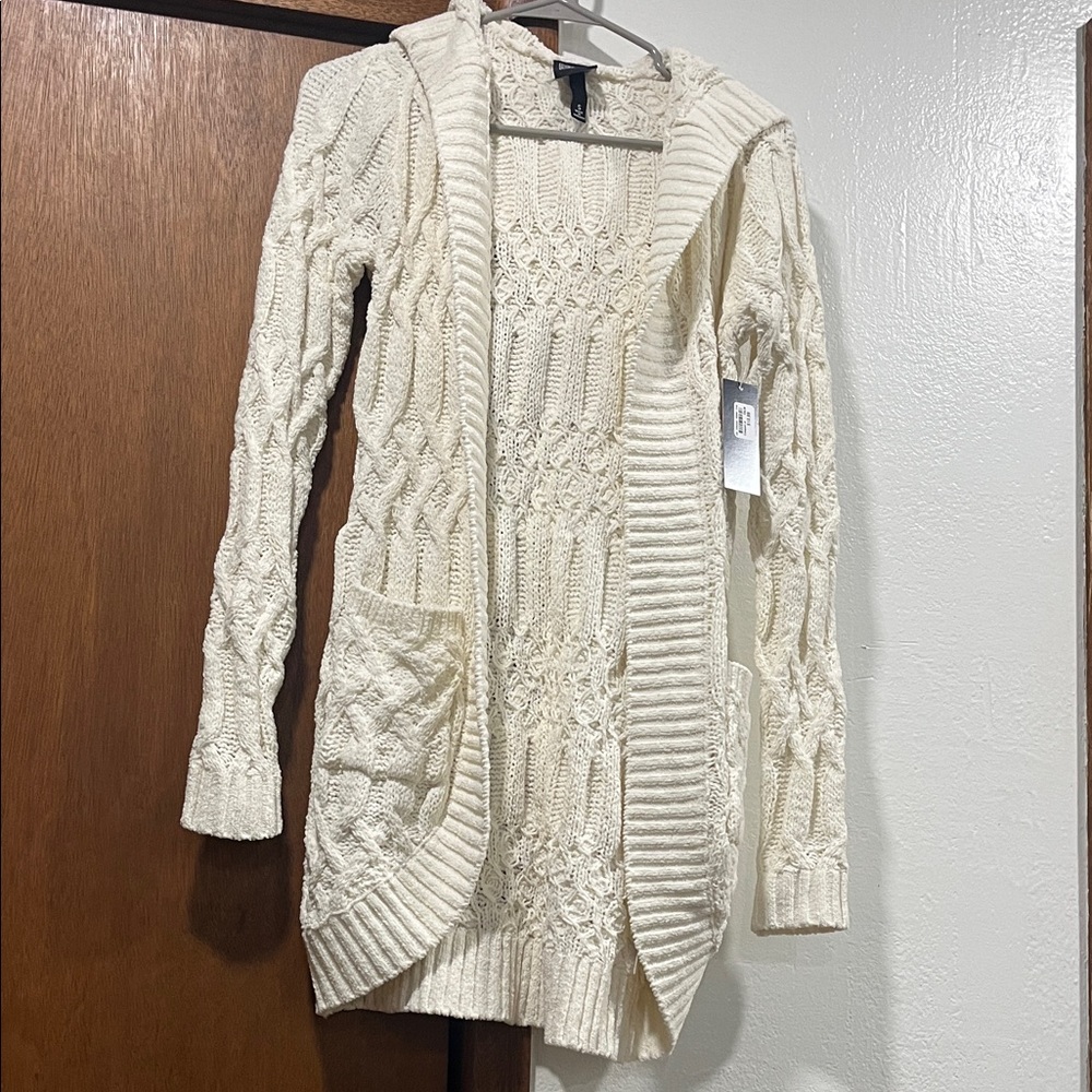 Derek Heart Cream Cable Knit Cardigan